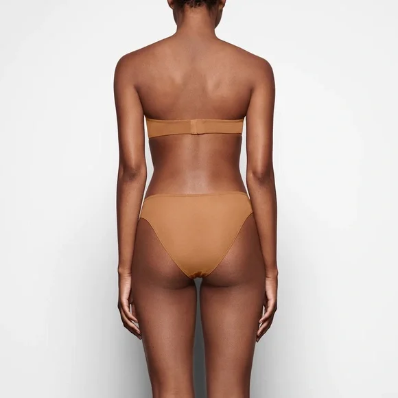 #292. Ultra Fine Mesh STRAPLESS BRA